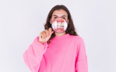 Why Are My Gums Receding? Causes, Warning Signs and Treatment Options